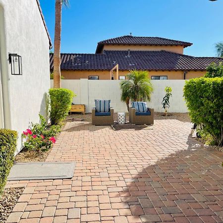 Beautiful Private Casita/Guesthouse W/ Kitchen, Access To Pool/Spa Ґудьєр Екстер'єр фото