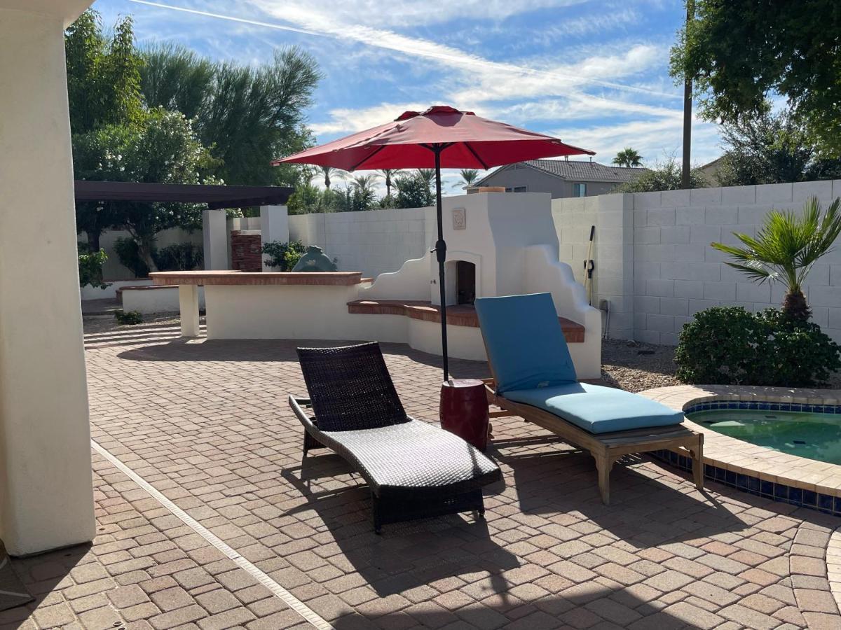 Beautiful Private Casita/Guesthouse W/ Kitchen, Access To Pool/Spa Ґудьєр Екстер'єр фото